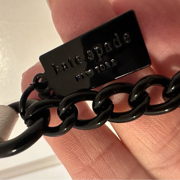 Kate Spade Magnolia Bakery New York City - Picture 7 of 11